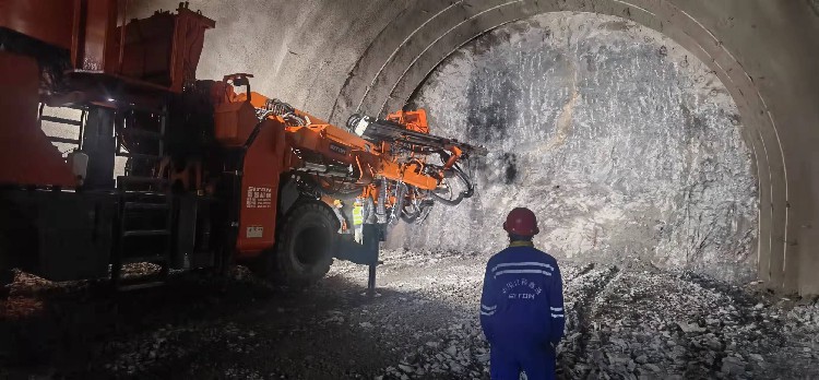 “领跑者”多起来产业链强起来